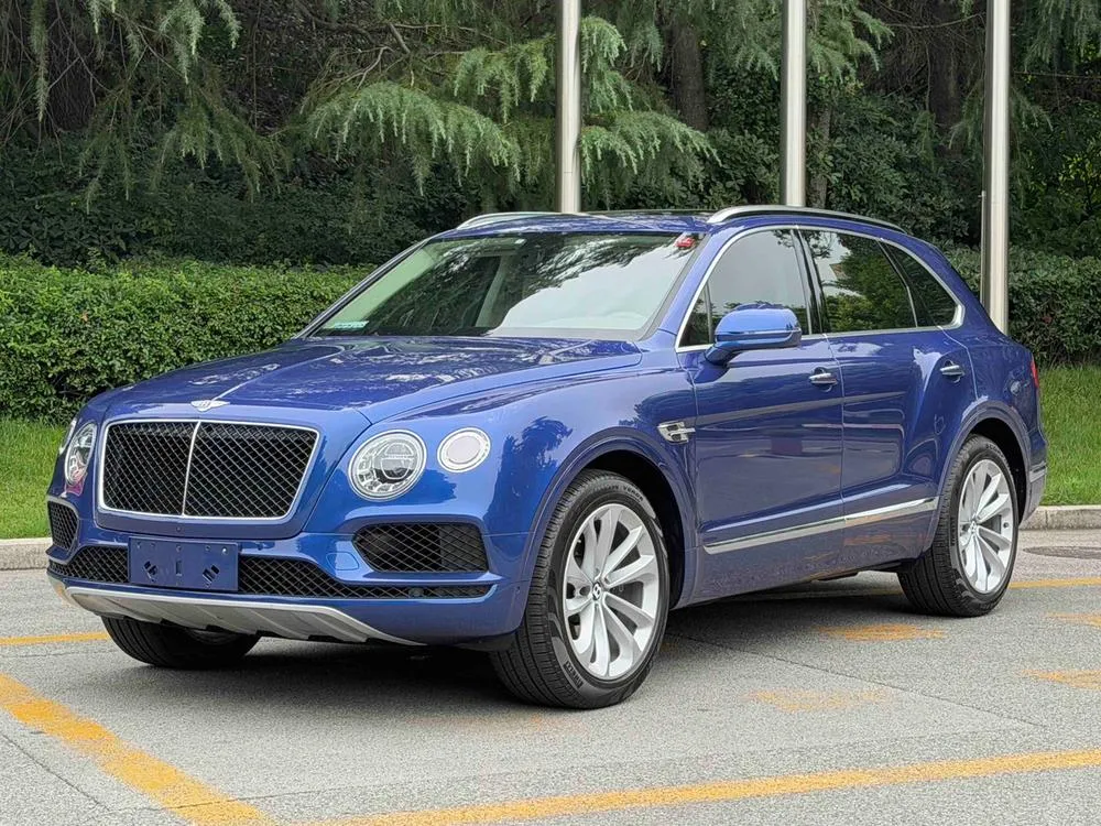 Bentley Bentayga 4.0T V8, 2018 — фото 1