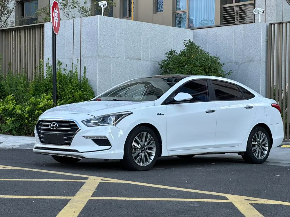 Hyundai Mistra 1.6T Auto Smart Version GLS CN5, 2017 — фото 1