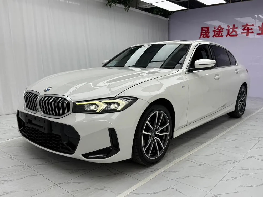 BMW 3-Series, 2023