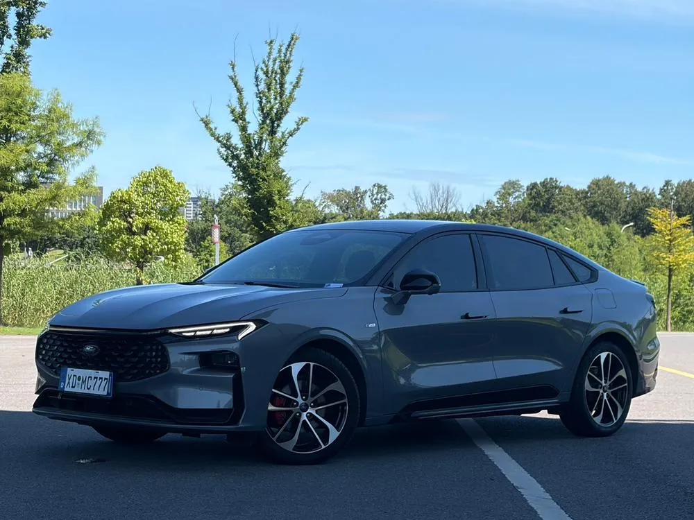 Ford Mondeo, 2022