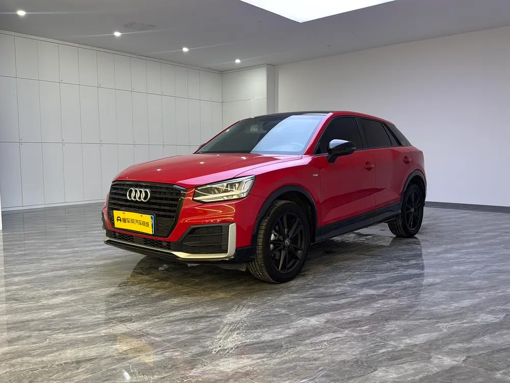 Audi Q2L, 2021