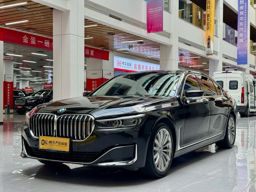 BMW 7-Series Facelift 730Li Luxury, 2019 — фото 1