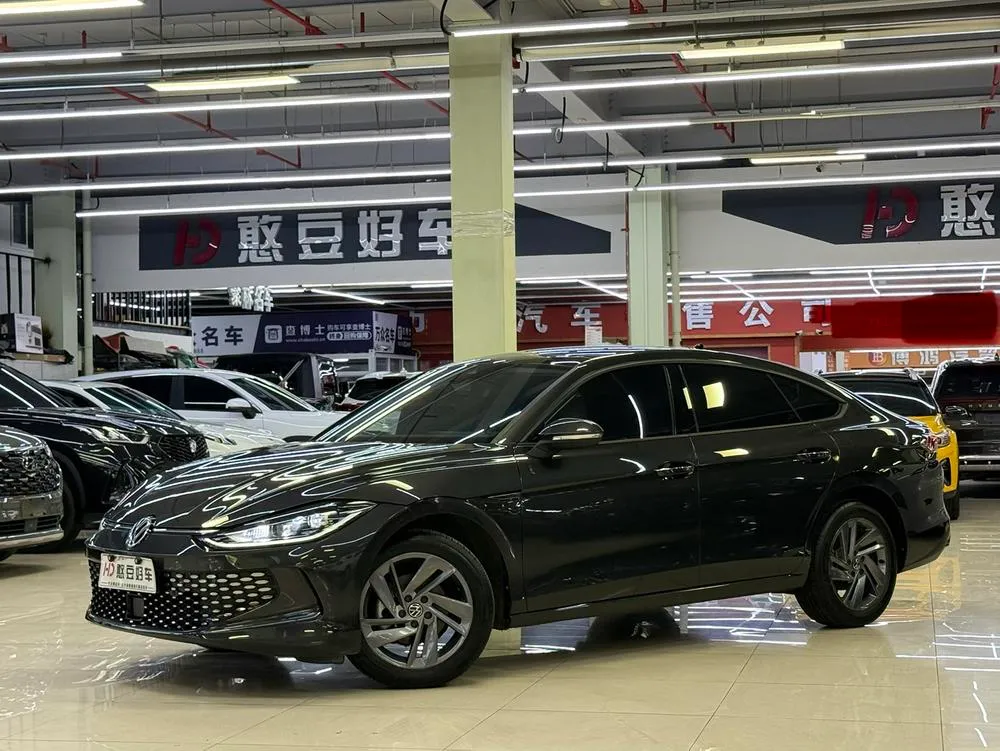 Volkswagen Lamando L 280TSI DSG Stylish Edition, 2024 — фото 1