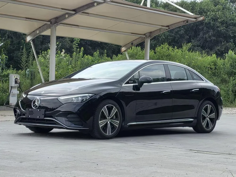 Mercedes-Benz EQE, 2025