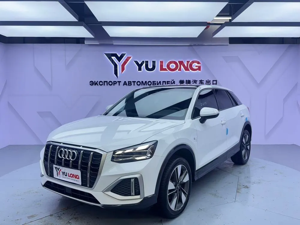 Audi Q2L, 2022