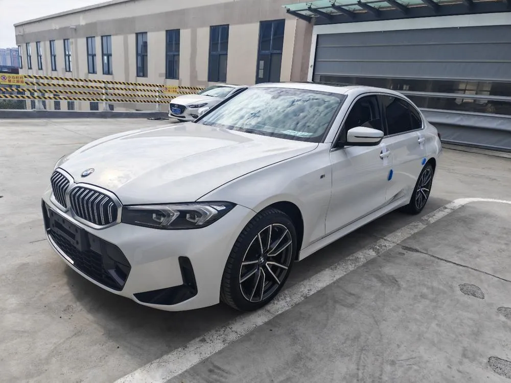BMW 3-Series, 2023