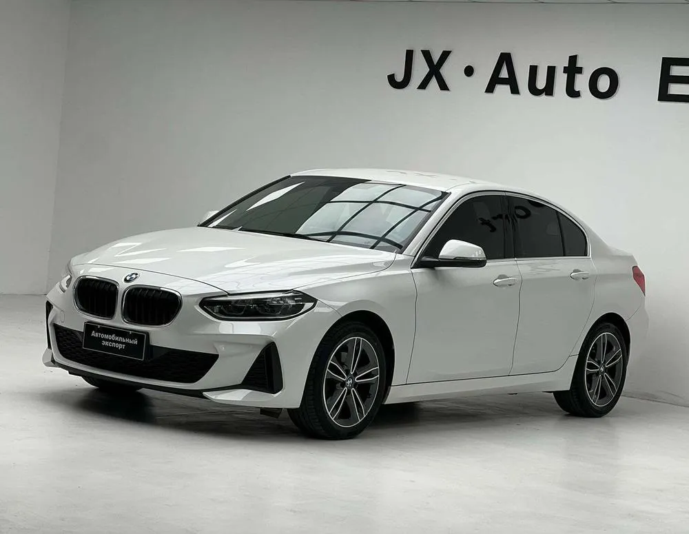 BMW 1-Series Facelift 120i M Sport Edition, 2021 — фото 1