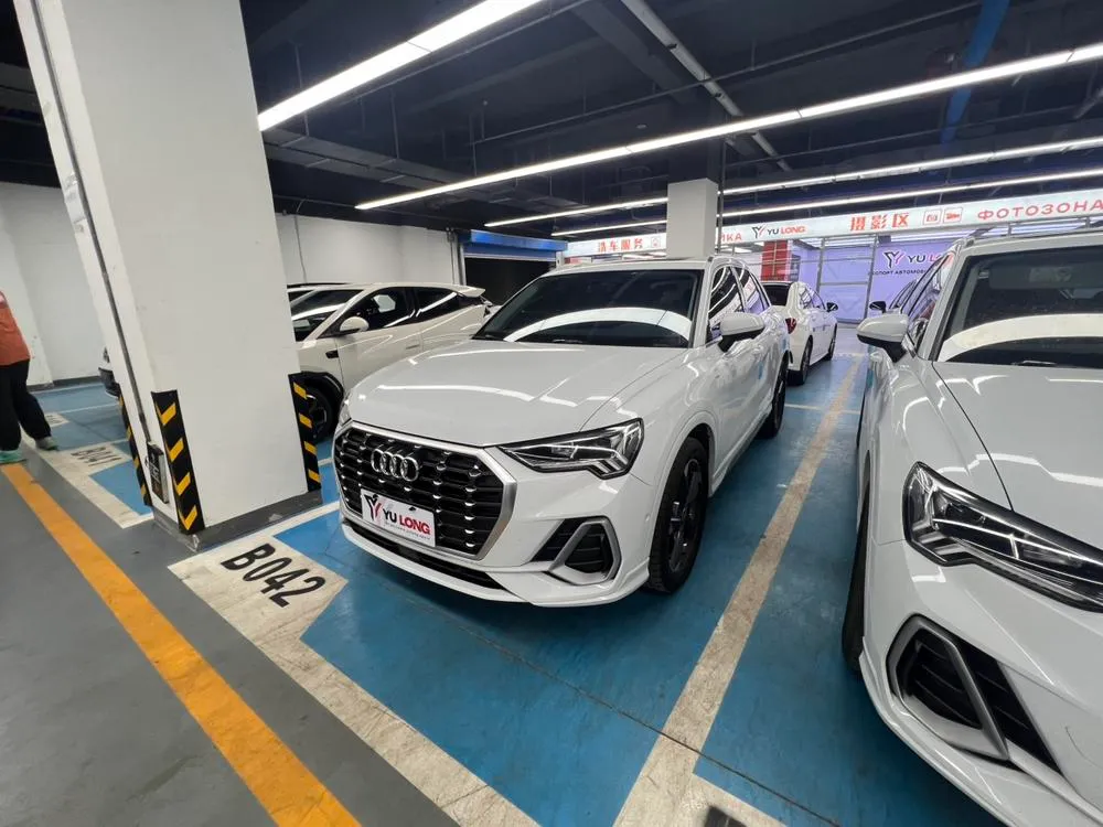 Audi Q3 35 TFSI Fashion Version, 2022 — фото 1