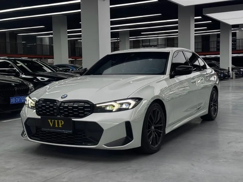 BMW 3-Series, 2023