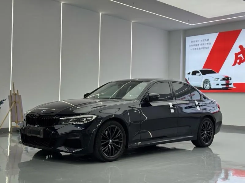 BMW 3-Series, 2021