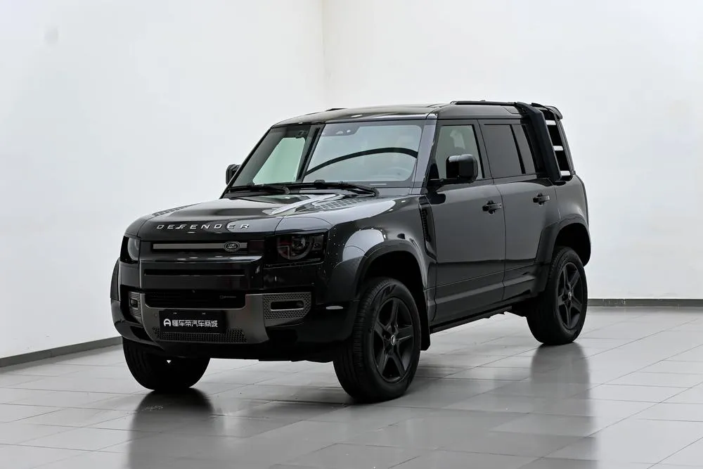 Land Rover Defender, 2023