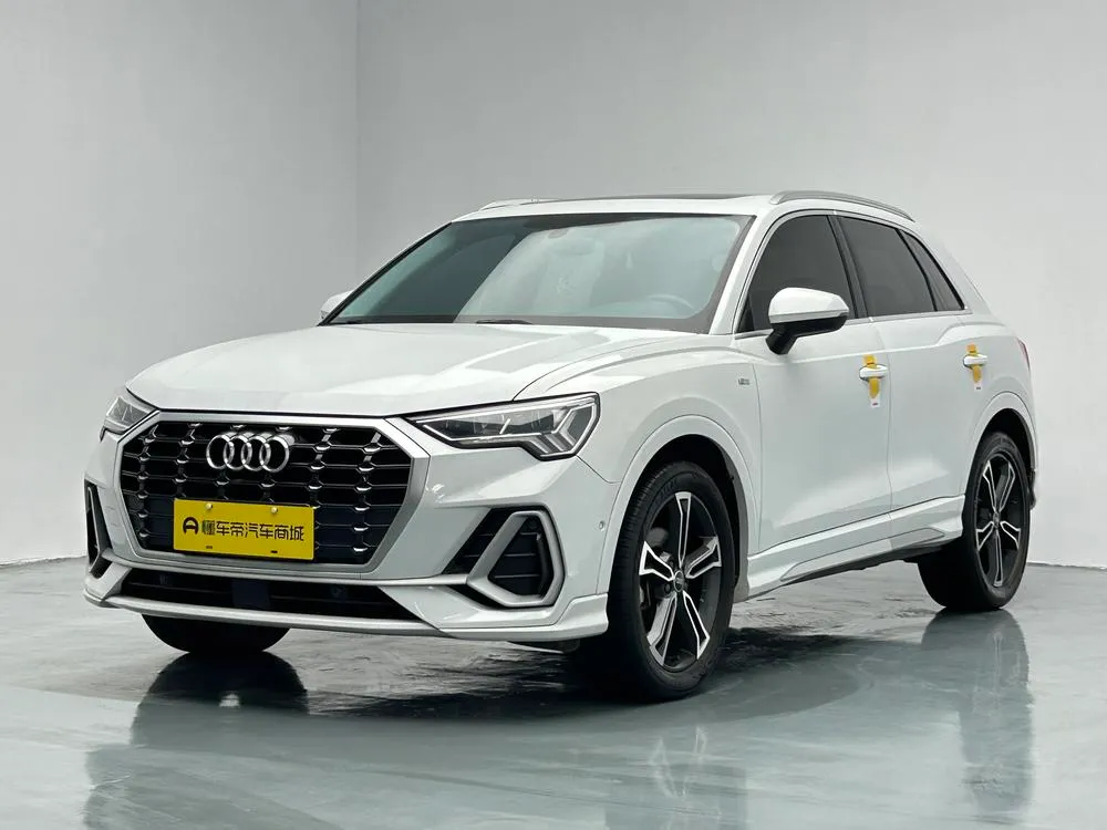 Audi Q3 35 TFSI Fashion Version, 2023 — фото 1