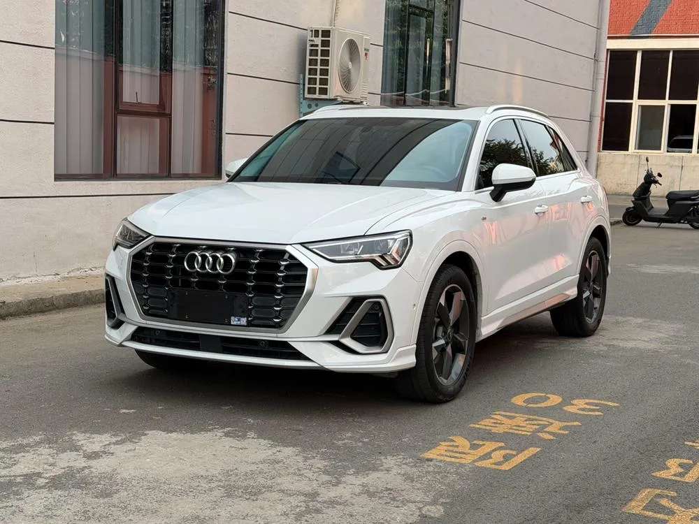 Audi Q3 35 TFSI Fashion Version, 2022 — фото 1