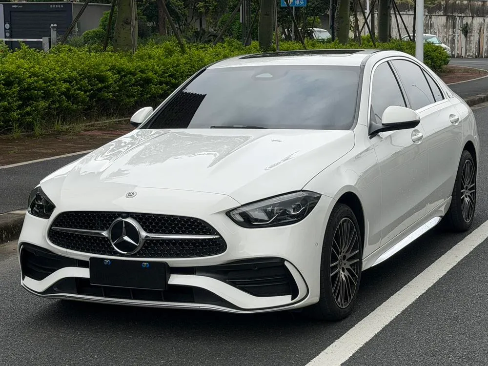Mercedes-Benz C-Class, 2024