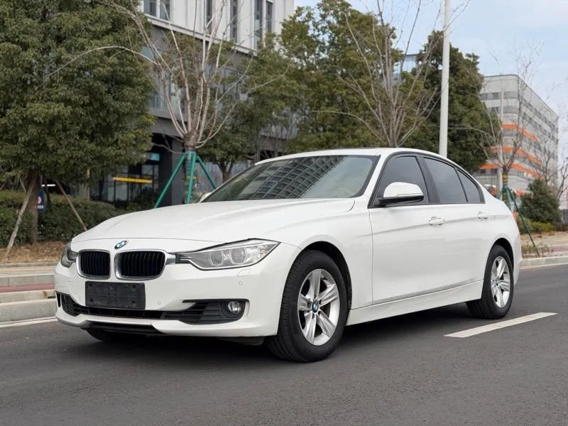 BMW 3-Series, 2015