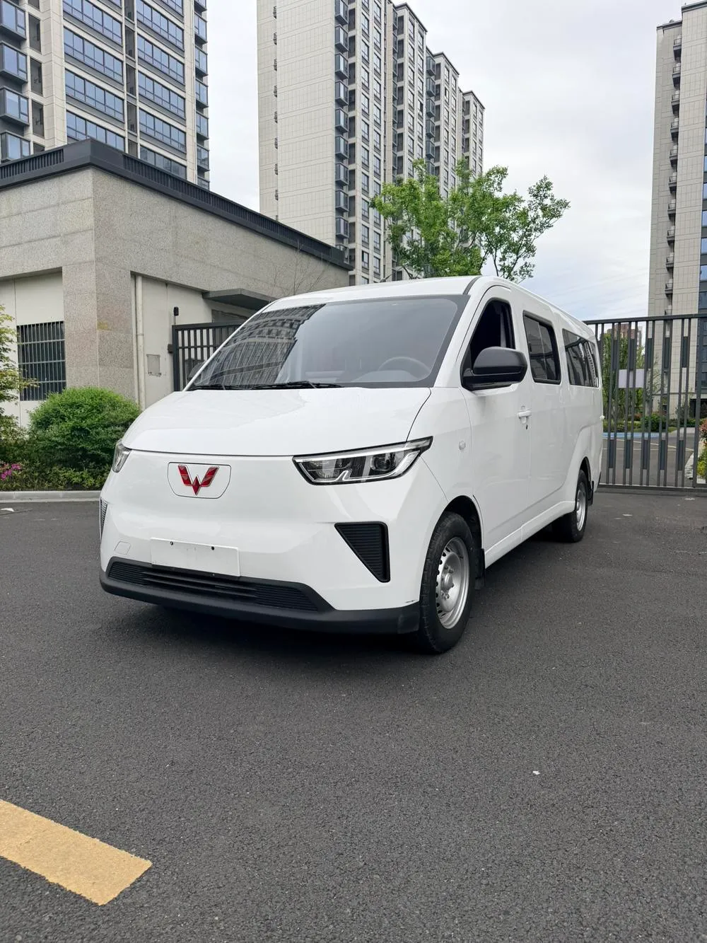 Wuling Yangguang, 2024