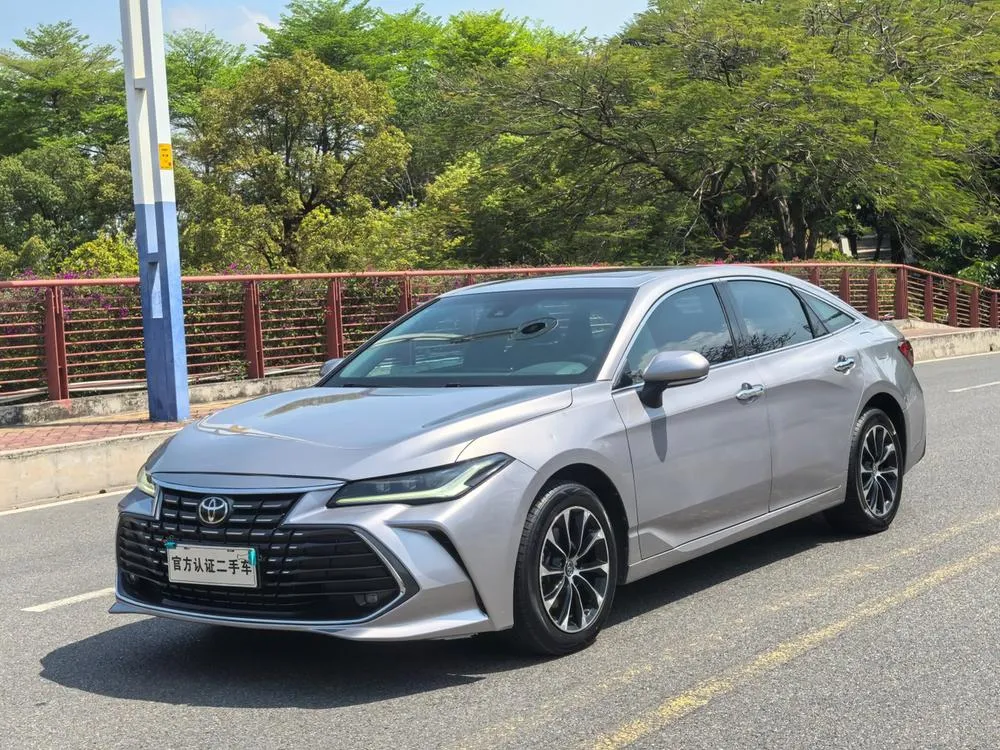 Toyota Avalon 2.0L Luxury Edition, 2022 — фото 1