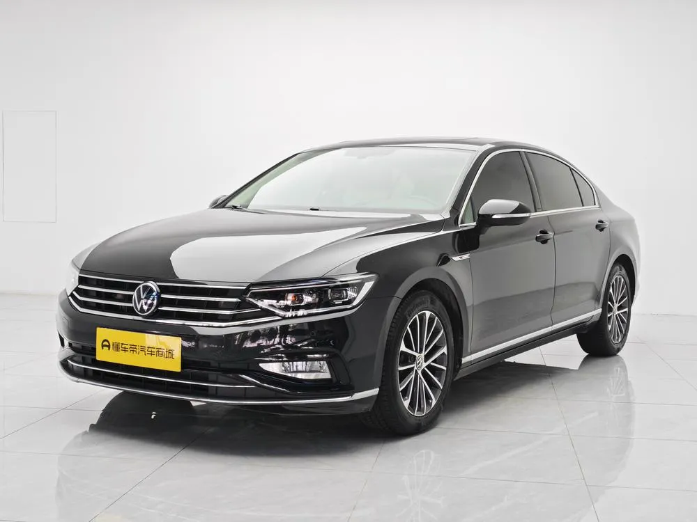 Volkswagen Magotan 330TSI DSG Luxury Version, 2020 — фото 1