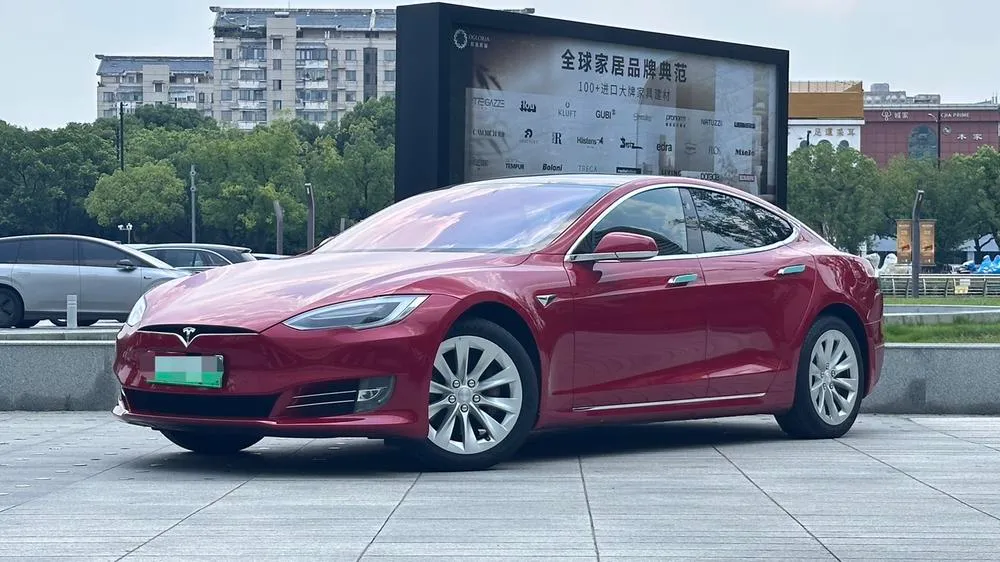 Tesla Model S, 2017