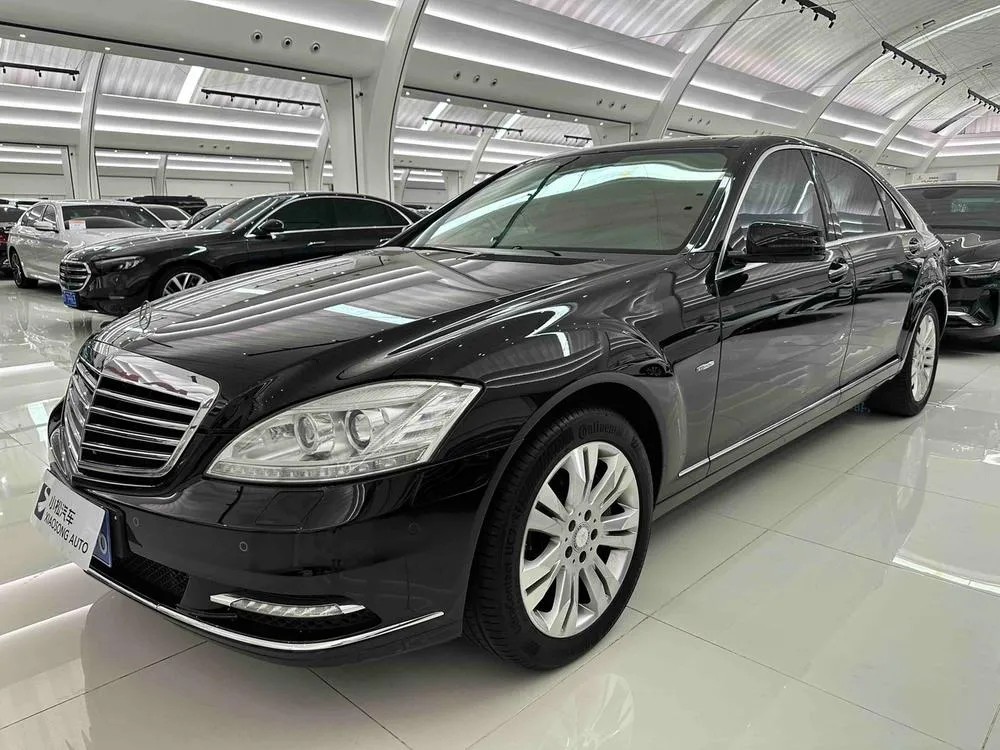 Mercedes-Benz S-Class, 2011