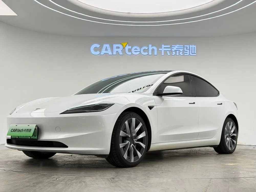 Tesla Model 3, 2023