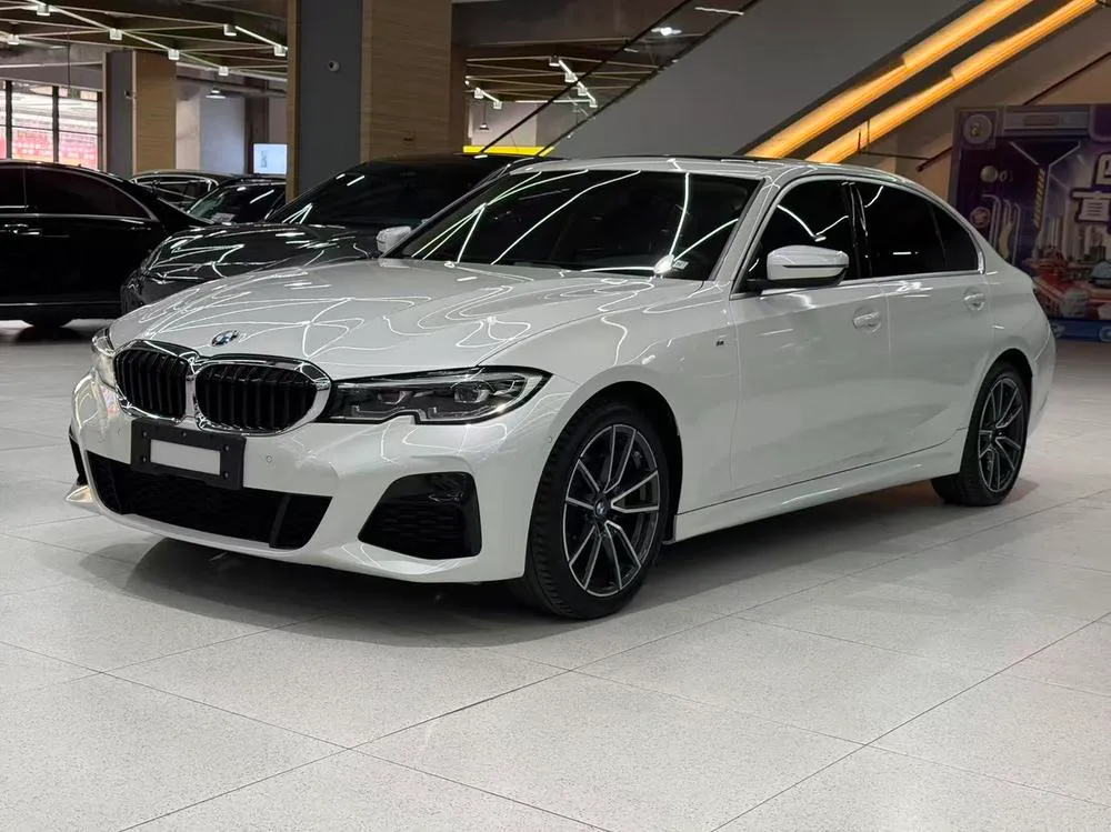 BMW 3-Series, 2020