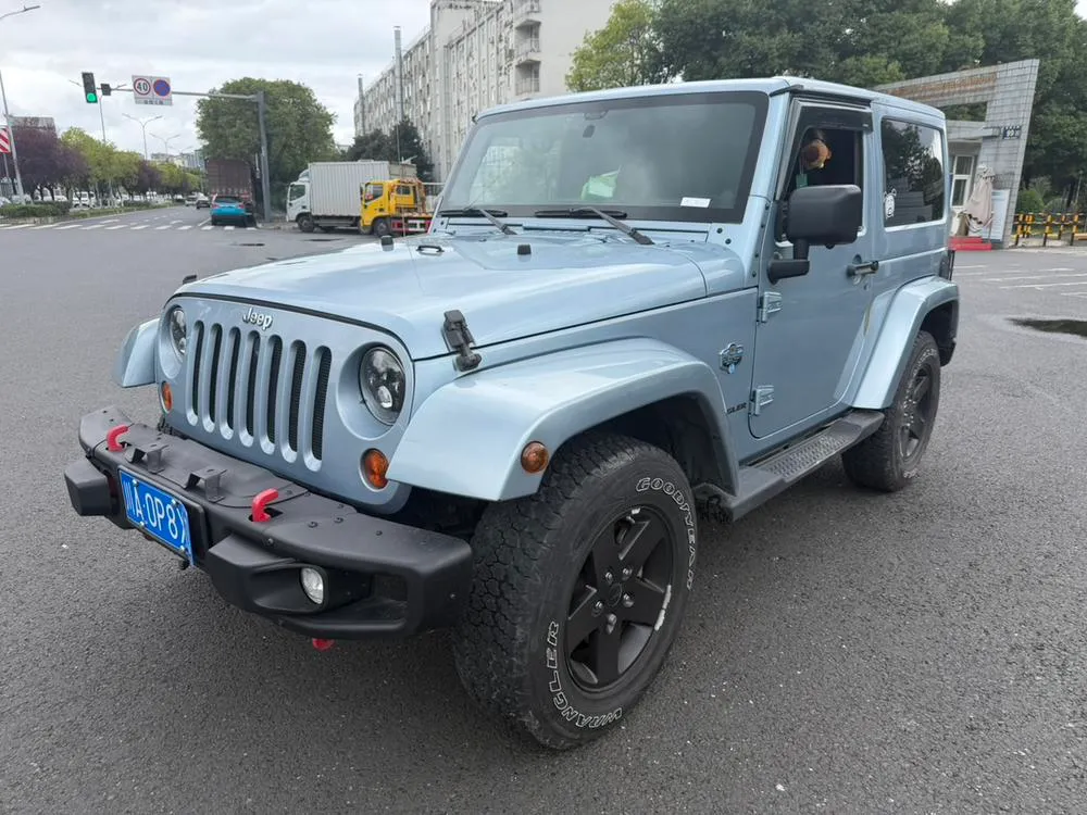 Jeep Wrangler 3.6L Rubicon Edition, 2012 — фото 1