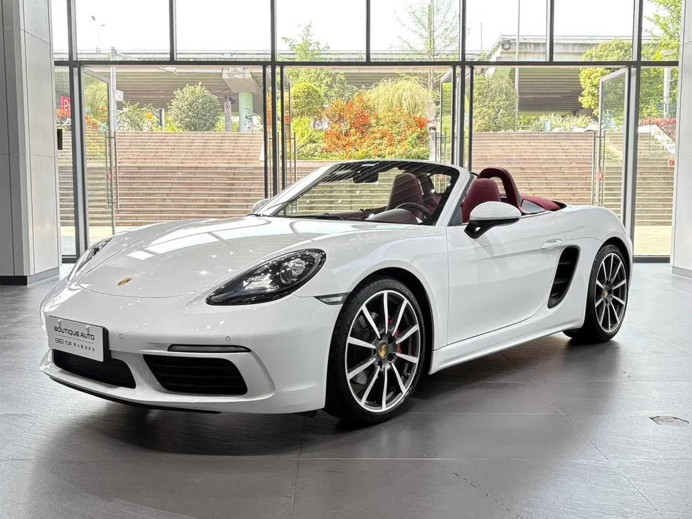 Porsche 718, 2023
