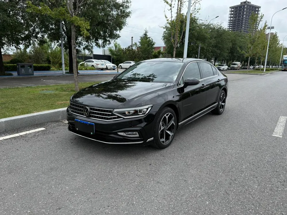 Volkswagen Magotan, 2025