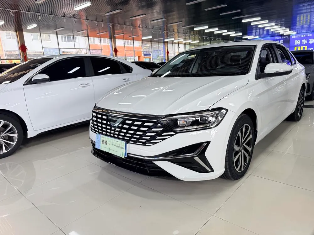 Jetta VA7, 2025