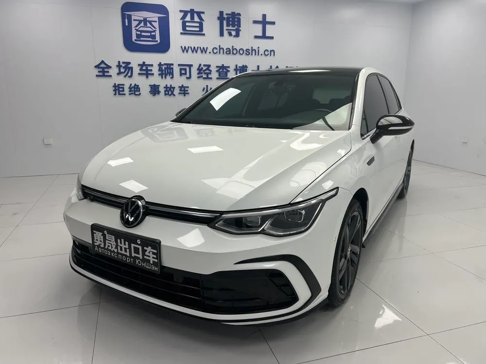 Volkswagen Golf, 2023
