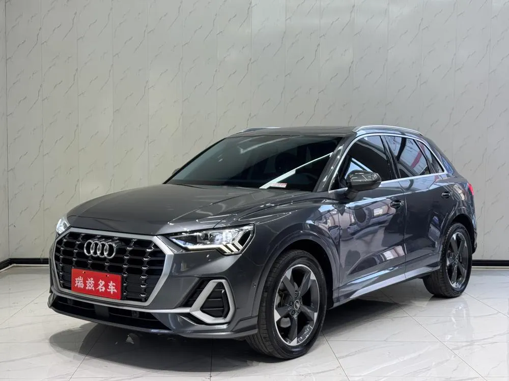 Audi Q3, 2022