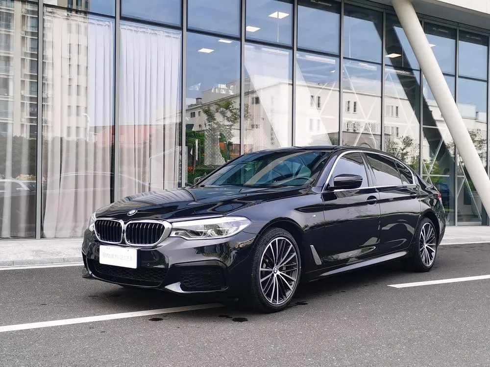 BMW 5-Series, 2020