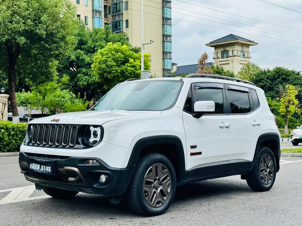 Jeep Renegade, 2016