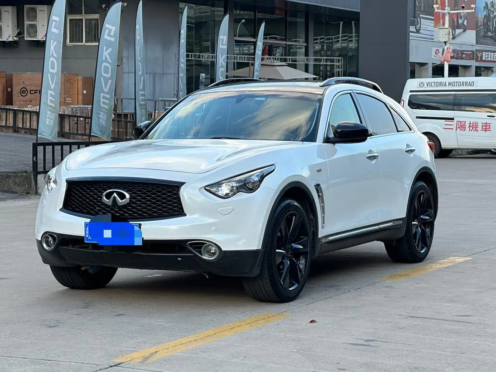 Infiniti FX, 2013