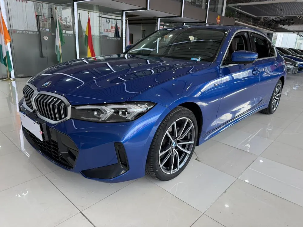 BMW 3-Series 320Li M Sport, 2023 — фото 1