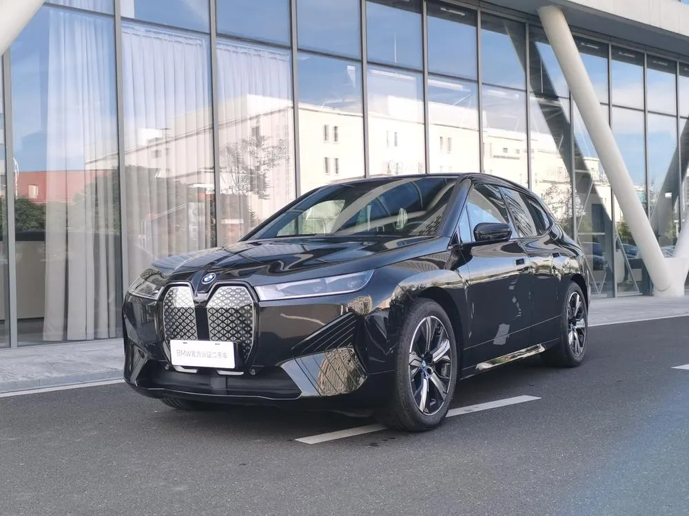 BMW iX, 2023