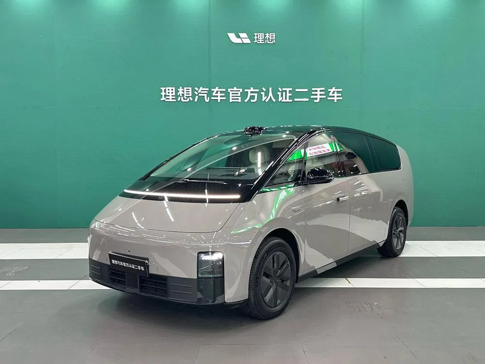 Li Auto MEGA, 2024