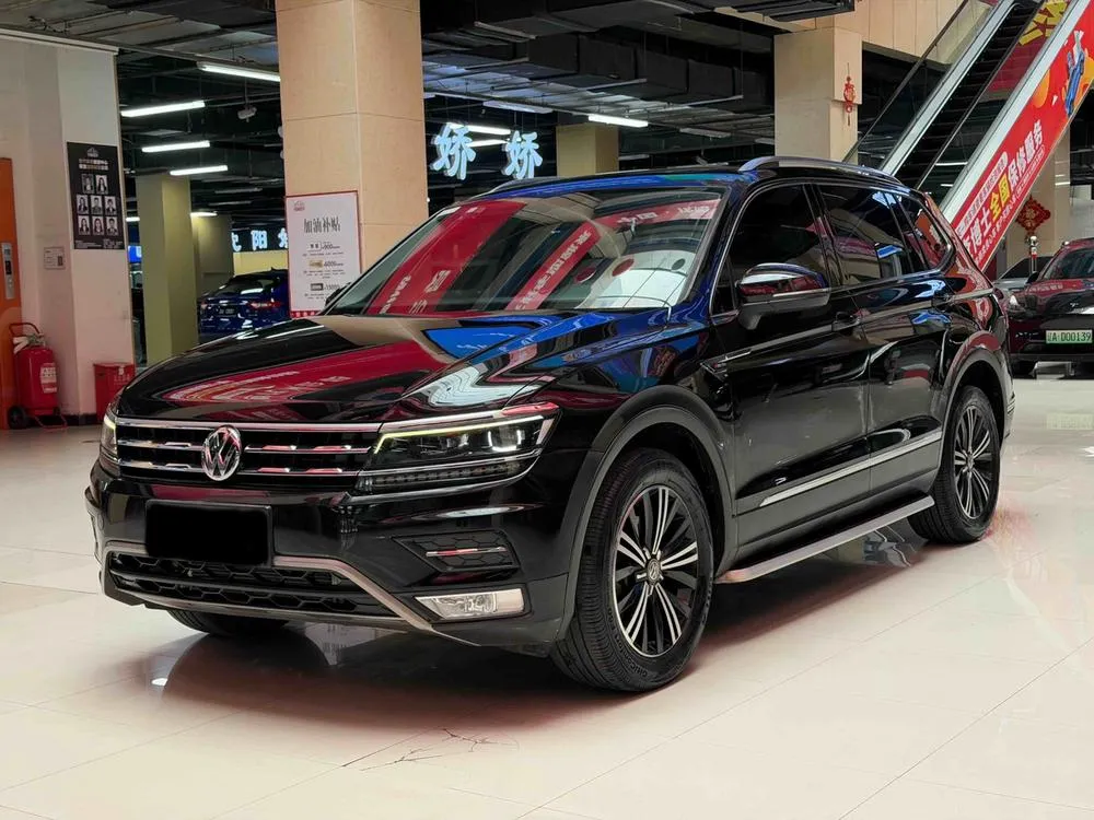 Volkswagen Tiguan L 380TSI Auto 4WD Luxury Edition, 2018 — фото 1