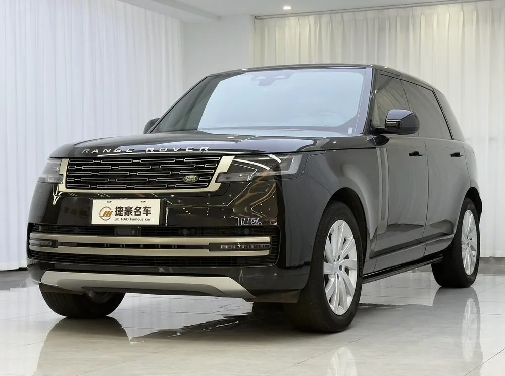 Land Rover Range Rover 3.0 L6 400PS Extended Edition 7 Seater, 2024 — фото 1