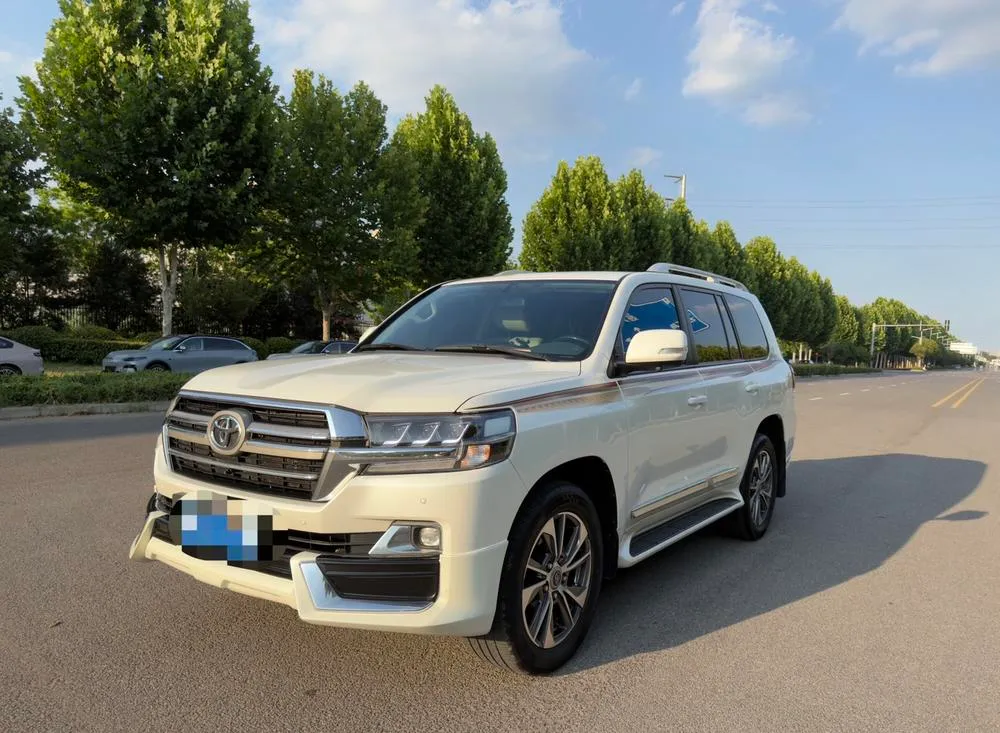 Toyota Land Cruiser (Import), 2022