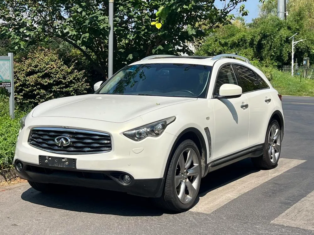 Infiniti FX, 2011