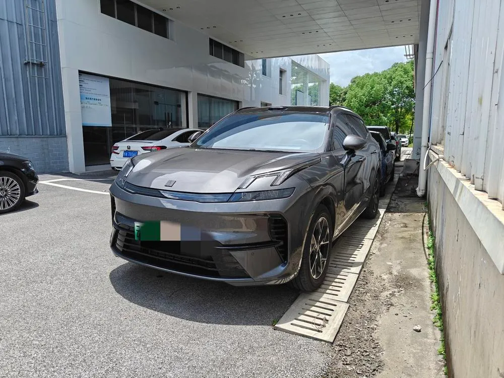 Lynk & Co 08 EM-P, 2026
