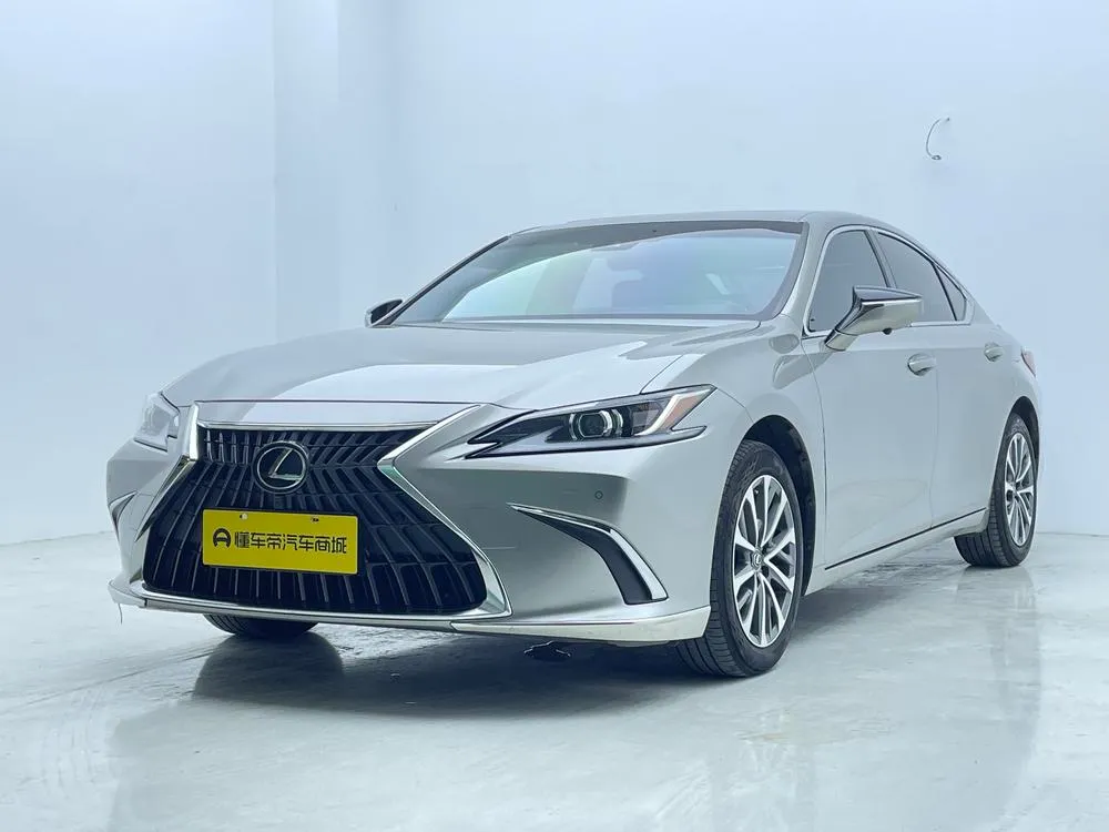 Lexus ES, 2024