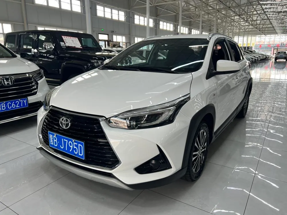 Toyota Yaris L, 2022