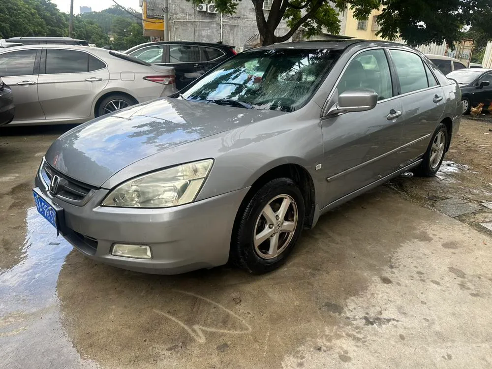 Honda Accord, 2006
