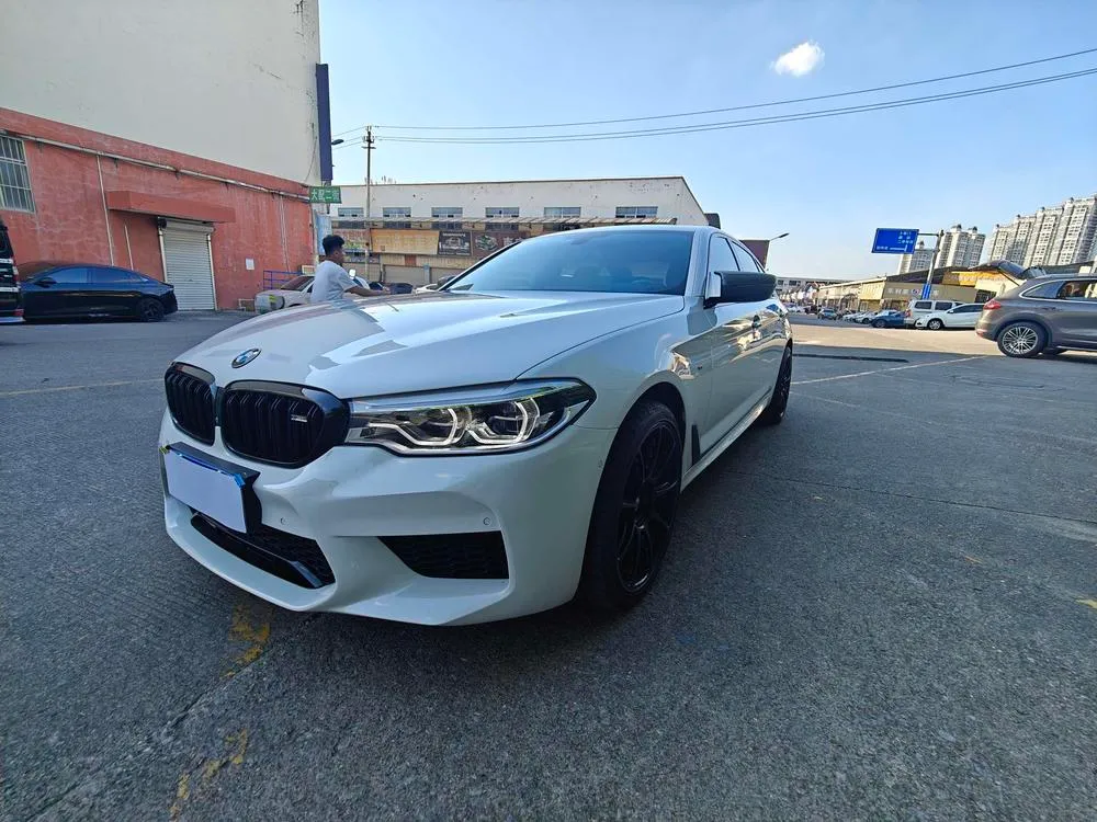 BMW 5-Series, 2018
