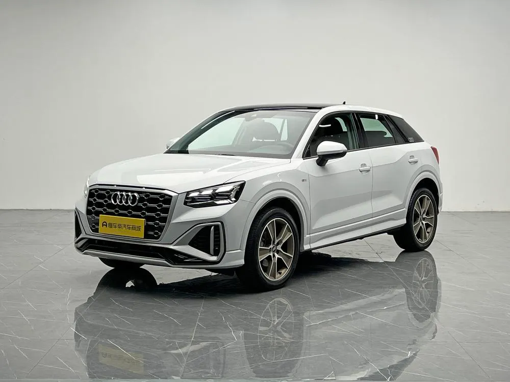 Audi Q2L, 2022