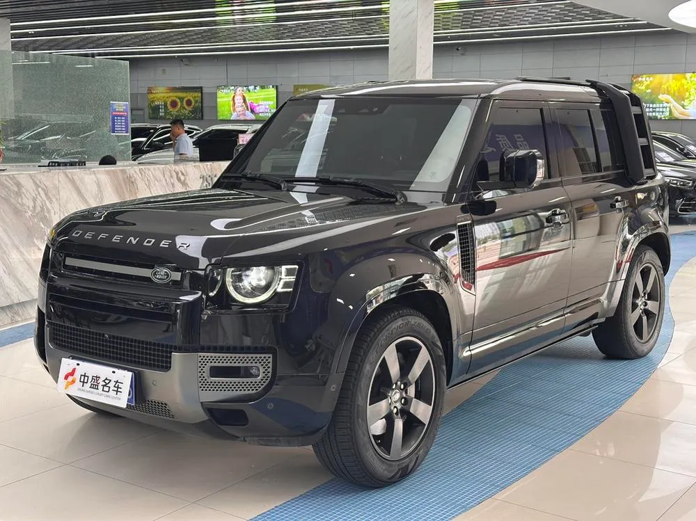 Land Rover Defender, 2024