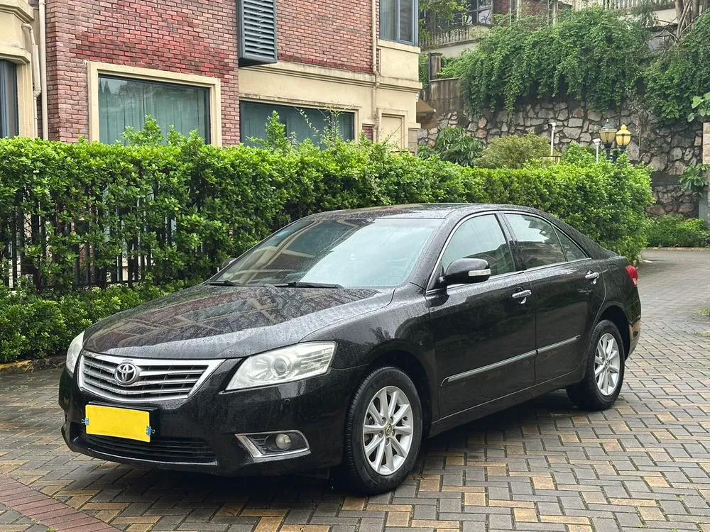 Toyota Camry, 2010